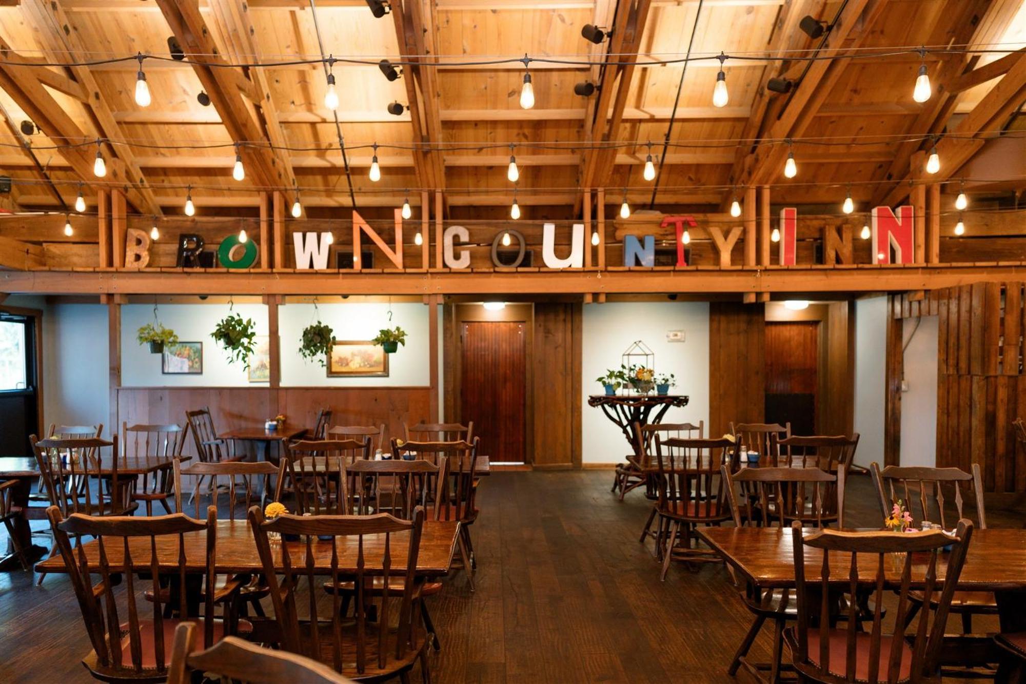 נאשוויל Brown County Inn מראה חיצוני תמונה