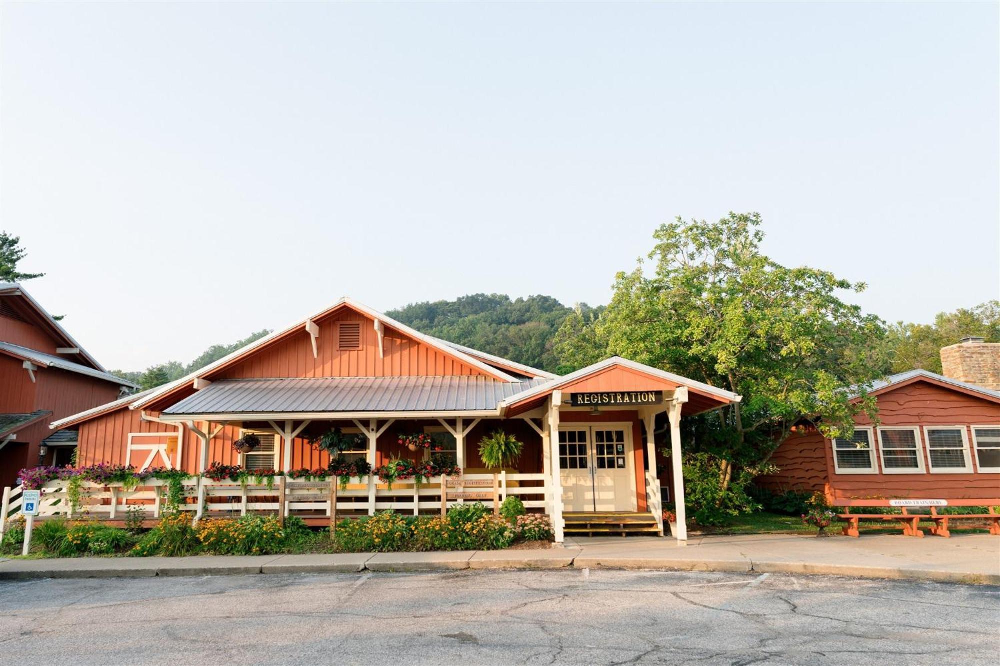 נאשוויל Brown County Inn מראה חיצוני תמונה