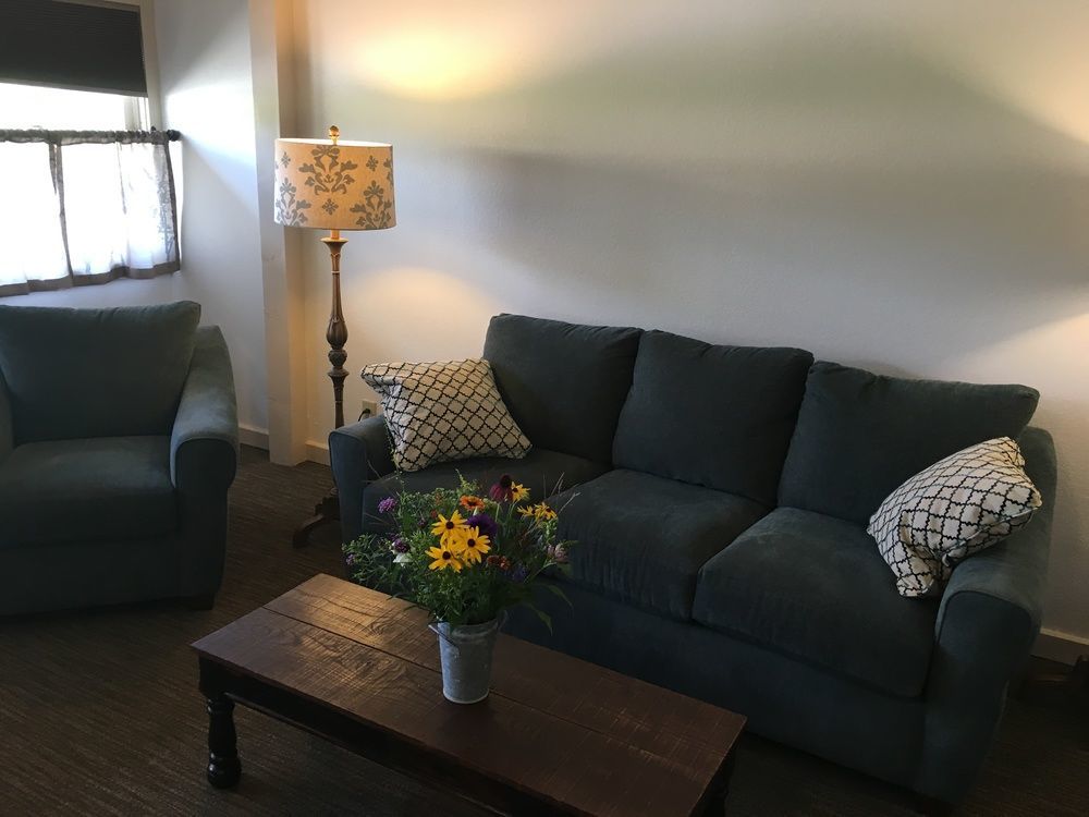 נאשוויל Brown County Inn מראה חיצוני תמונה