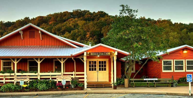 נאשוויל Brown County Inn מראה חיצוני תמונה